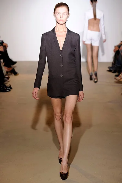 Look 44